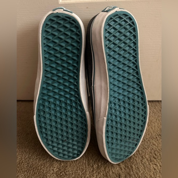 Vans sneakers - Picture 2 of 4